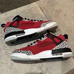Nike Air Jordan 4 Retro